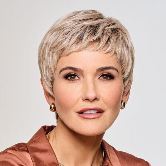 RAQUEL WELCH STRAIGHT CHIC (PETITE/AVERAGE) in RL6/8 Dark Chocolate - Picture 8 of 8